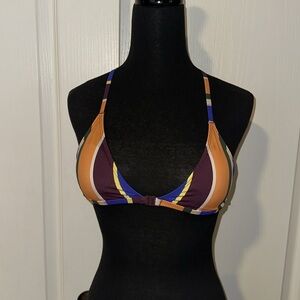 OUT FROM UNDER PARALLEL STRIPE STRAPPY CLASP FRONT BIKINI TOP
